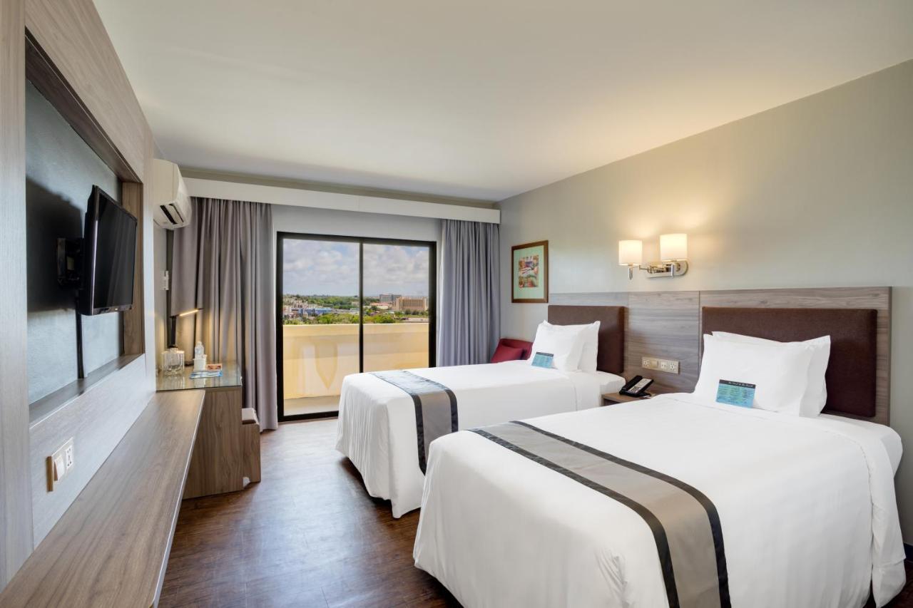 Guam Plaza Resort Тумон Экстерьер фото